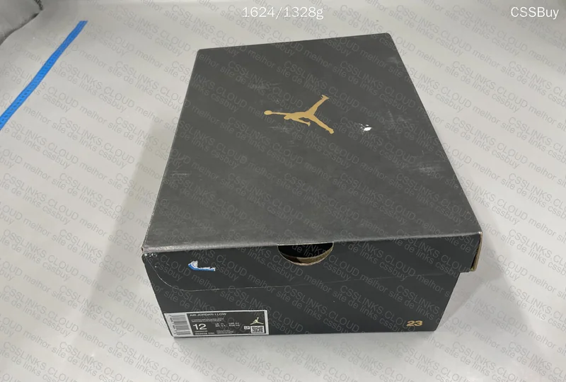 Air Jordan 1 Low Light Smoke Grey 2