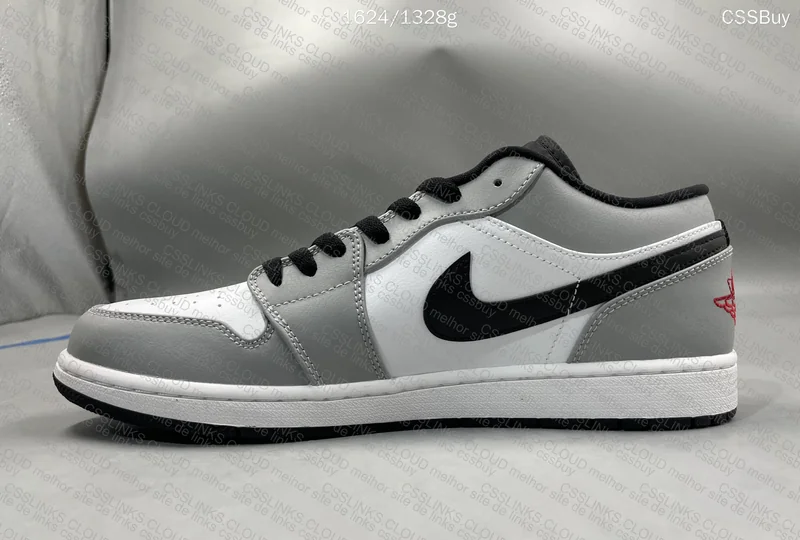 Air Jordan 1 Low Light Smoke Grey 3