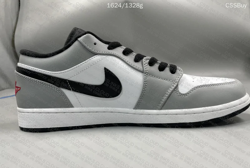 Air Jordan 1 Low Light Smoke Grey 7