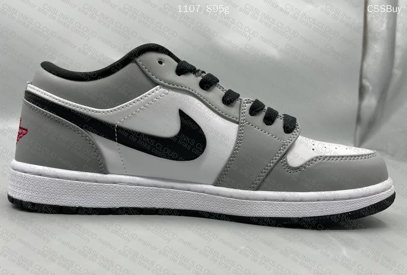 Air Jordan 1 Low 'Light Smoke Grey' 2
