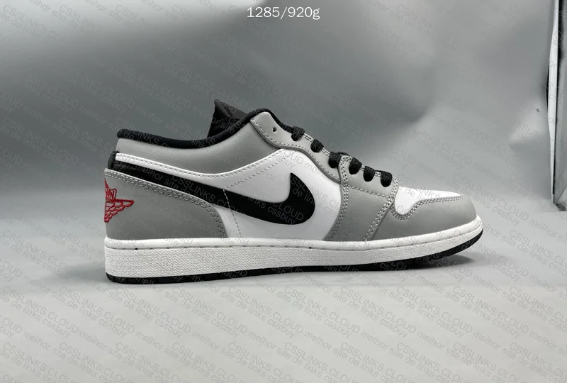 Air Jordan 1 Low Light Smoke Grey 6