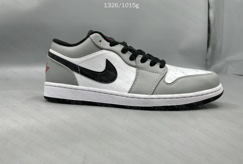 Air Jordan 1 Low Light Smoke Grey 5
