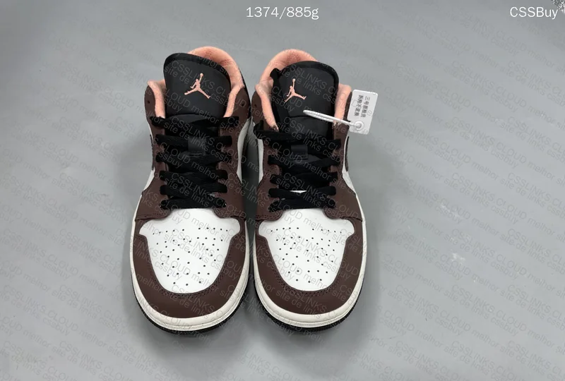 Air Jordan 1 Low Mocha