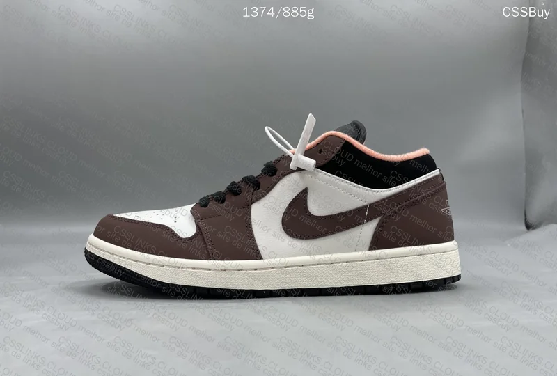 Air Jordan 1 Low Mocha 2