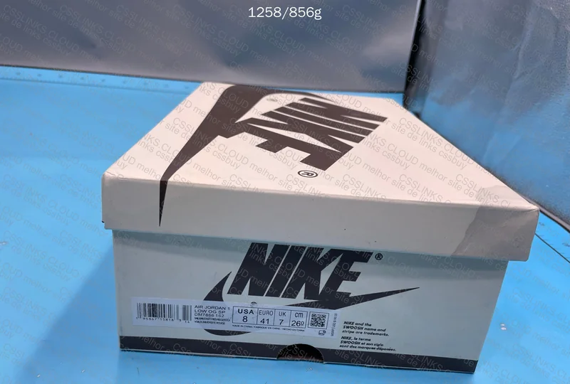 Air Jordan 1 Low Mocha 9