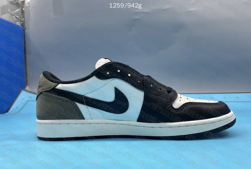 Air Jordan 1 Low Mocha 8
