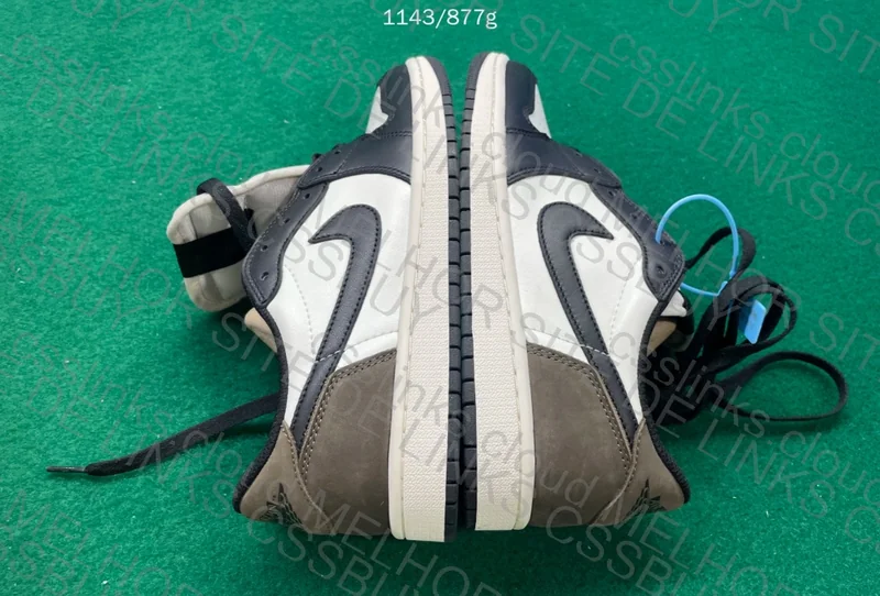 Air Jordan 1 Low Mocha 2