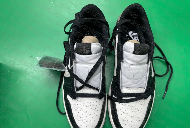 air jordan 1 low mocha 3