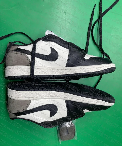 air jordan 1 low mocha 5