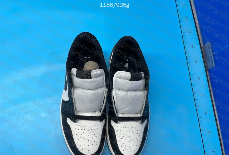 Air Jordan 1 Low Mocha BZ1 Batch 9