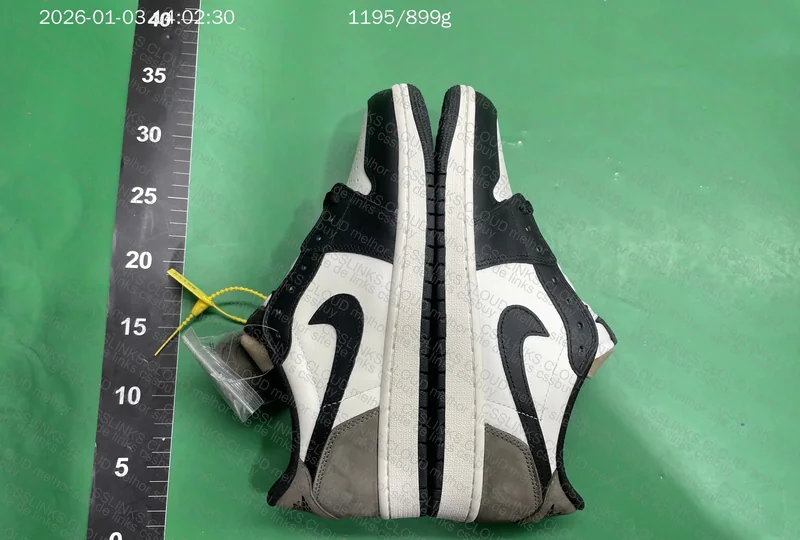 Air jordan 1 low mocha sale