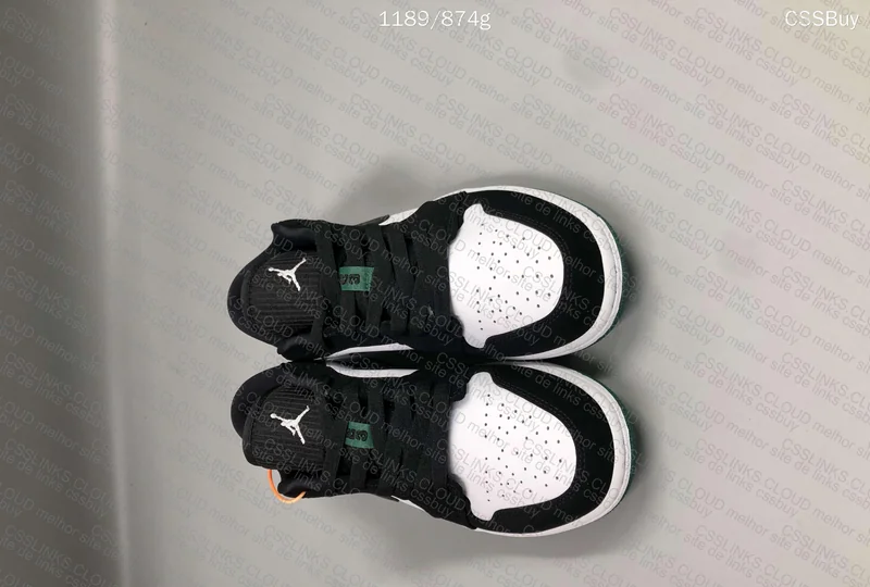 Air Jordan 1 Low Mystic Green