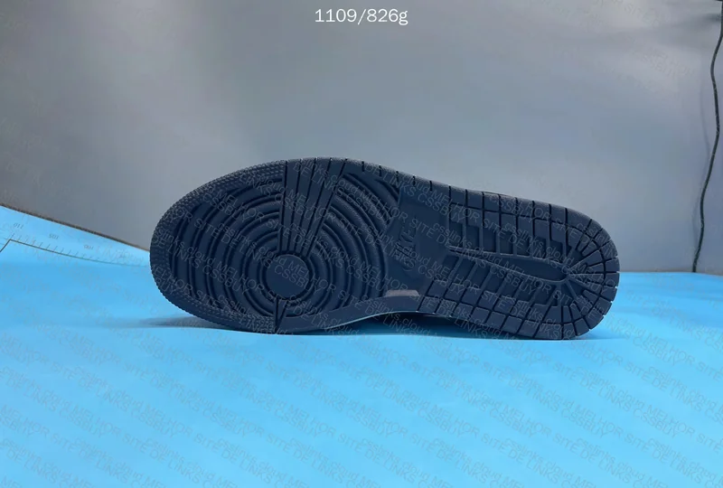 Air Jordan 1 Low Obsidian - KZ 9