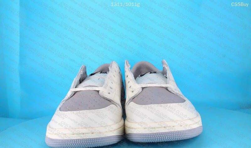 Air Jordan 1 Low OG 3