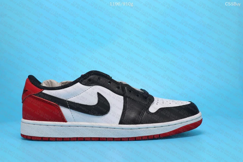 Air Jordan 1 Low OG Black Toe