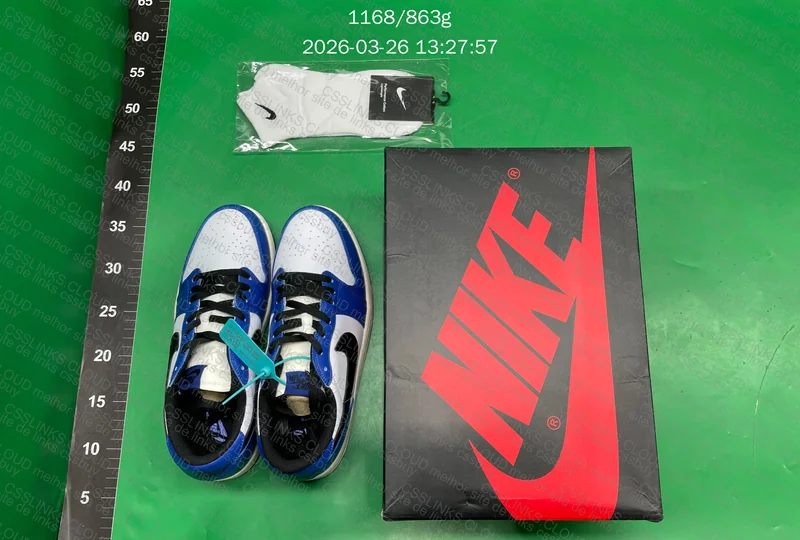 Air Jordan 1 Low OG Game Royal 7