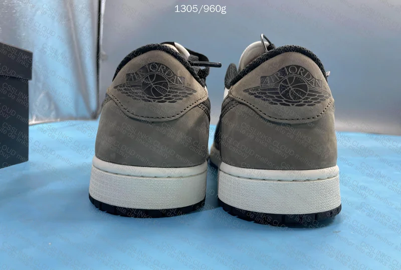Air Jordan 1 Low OG Mocha 3
