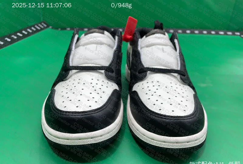 Air Jordan 1 Low OG Mocha Batch LJR 3