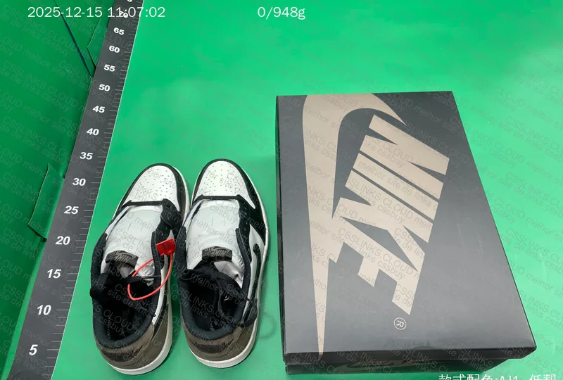 Air Jordan 1 Low OG Mocha Batch LJR 8