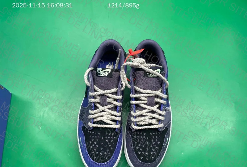 Air Jordan 1 Low OG Voodoo 5
