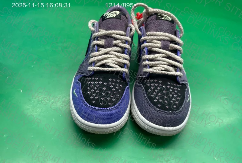Air Jordan 1 Low OG Voodoo 6