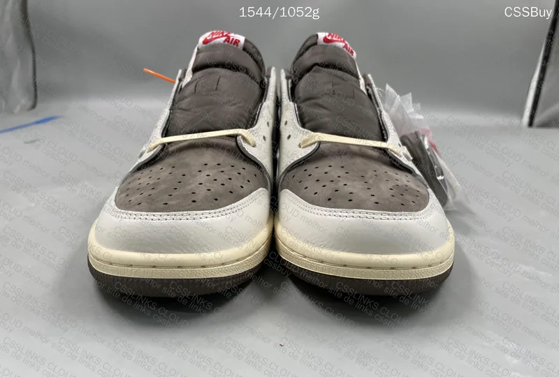 Air Jordan 1 Low OG x Travis Scott Reverse Mocha (ZOK) 3