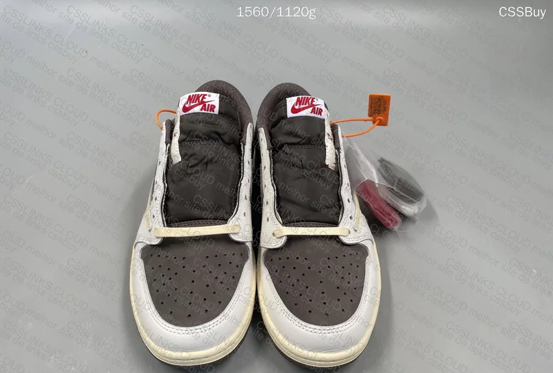 Air Jordan 1 Low OG x Travis Scott Reverse Mocha (ZOK)