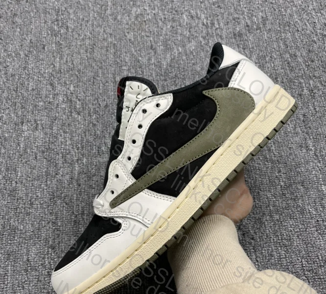 Air Jordan 1 Low Olive 4