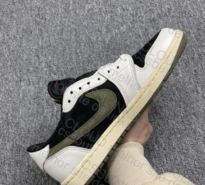 Air Jordan 1 Low Olive 7