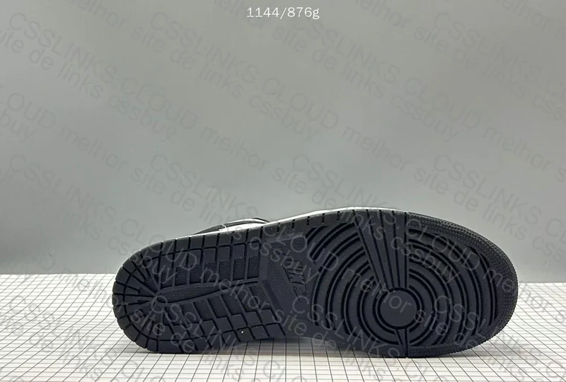 Air Jordan 1 Low OVO 6
