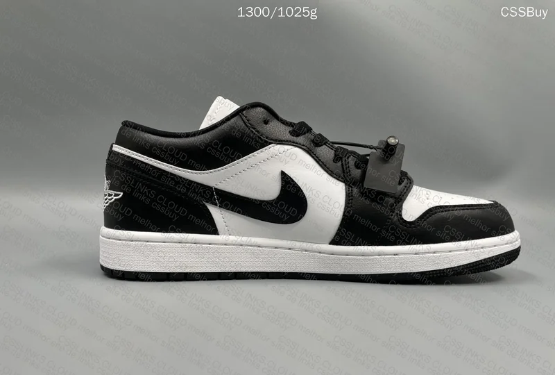 Air Jordan 1 Low Panda