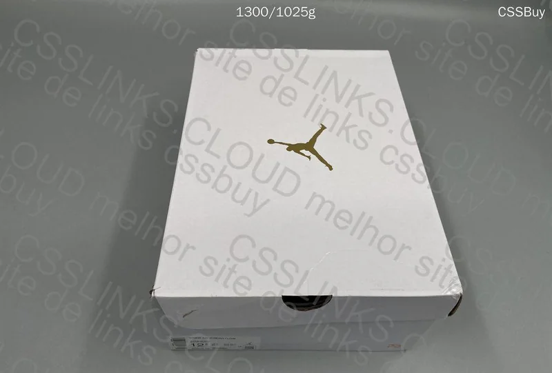 Air Jordan 1 Low Panda 4