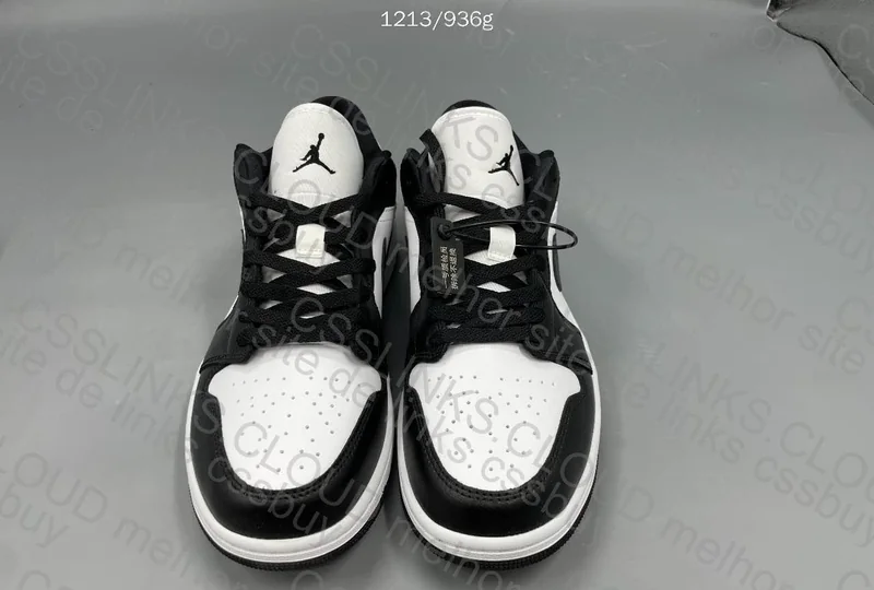 Air Jordan 1 Low Panda 3