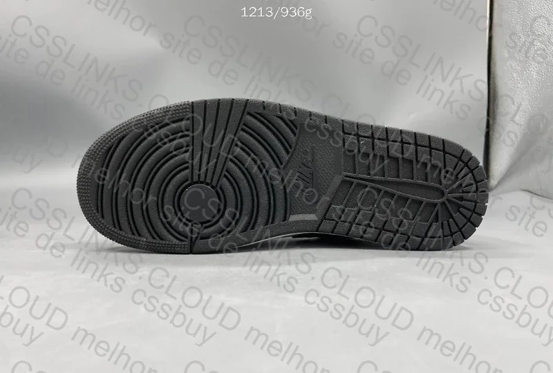 Air Jordan 1 Low Panda 6