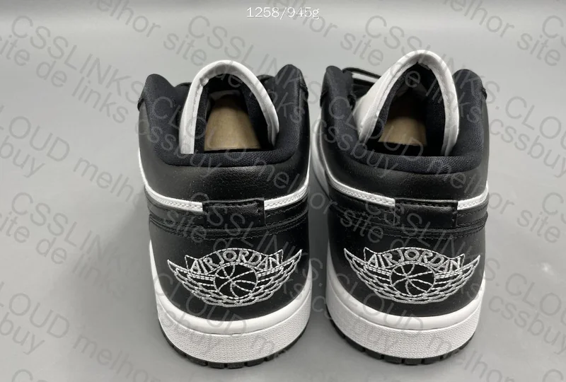 Air Jordan 1 Low Panda 3