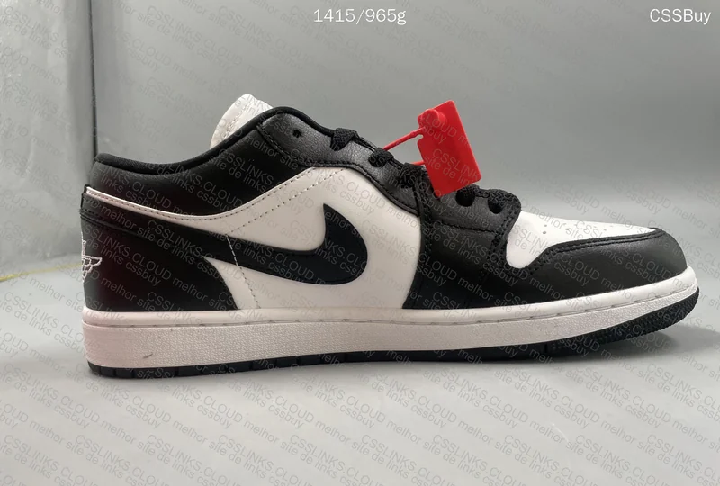 Air Jordan 1 Low Panda (2023) DT 7