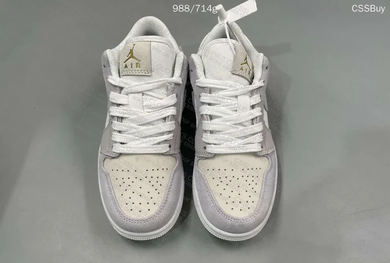 Air Jordan 1 Low Paris 3