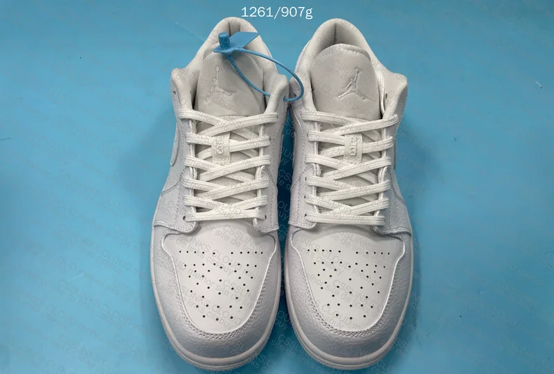 Air Jordan 1 Low Pure White 6