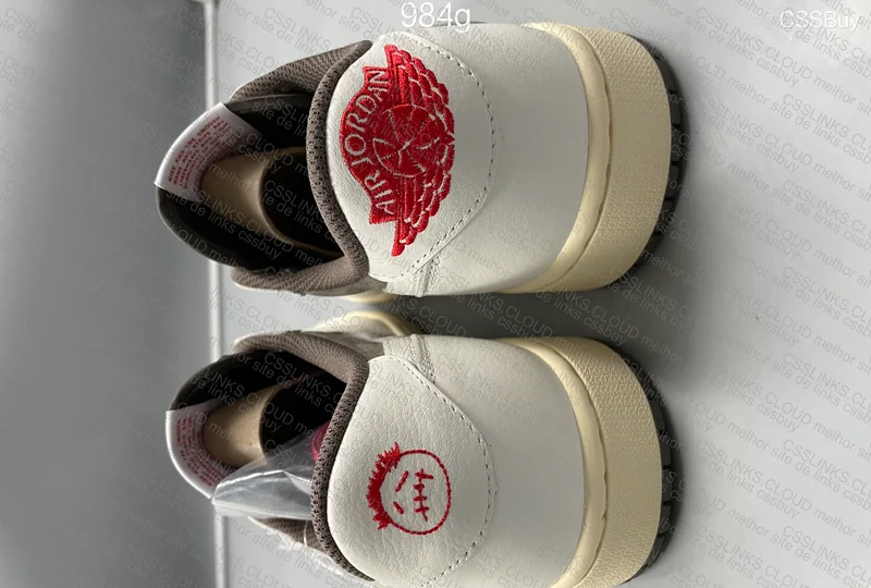 Air Jordan 1 Low Reverse Mocha 2