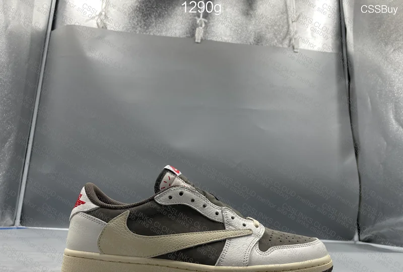 Air Jordan 1 Low Reverse Mocha