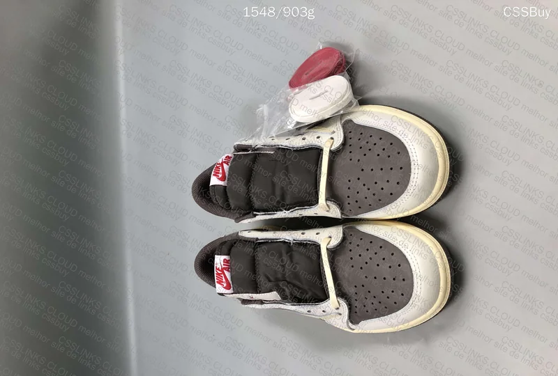 Air Jordan 1 Low Reverse Mocha