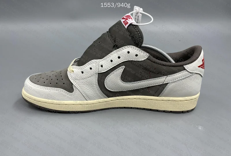 Air Jordan 1 Low Reverse Mocha 5