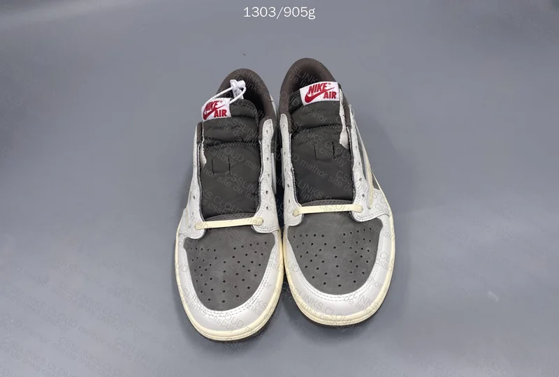 Air Jordan 1 Low Reverse Mocha