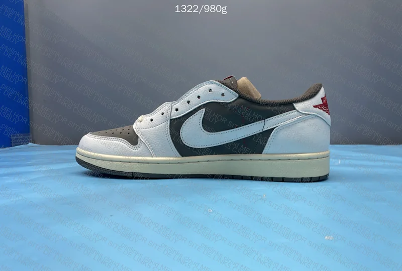 Air Jordan 1 Low Reverse Mocha DT 2