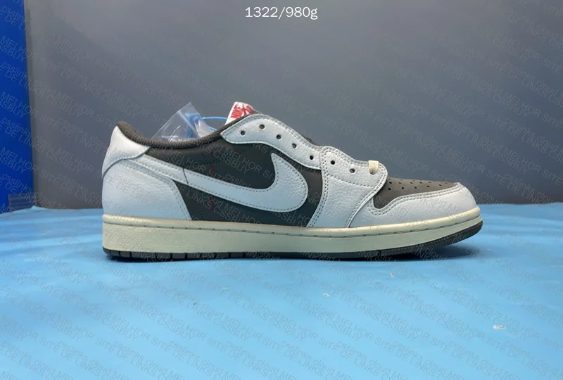 Air Jordan 1 Low Reverse Mocha DT 6