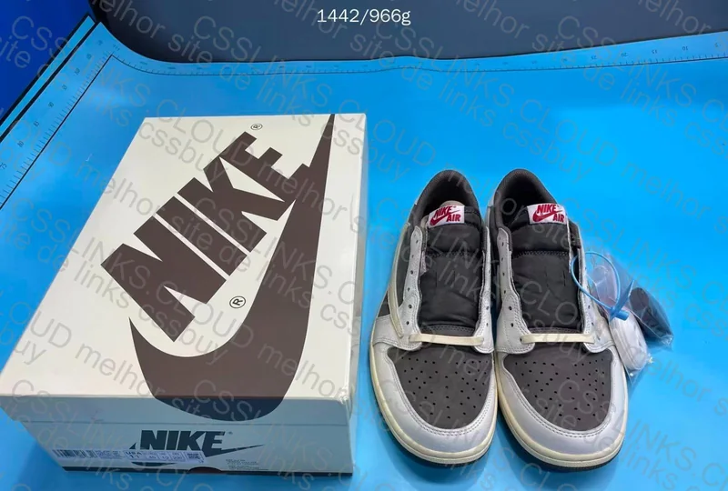 Air Jordan 1 Low Reverse Mocha FK 8