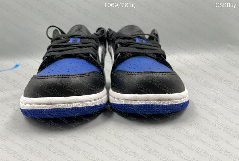 Air Jordan 1 Low Royal Toe 2