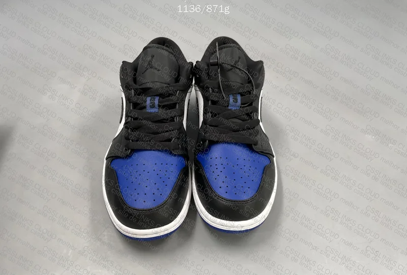 Air Jordan 1 Low Royal Toe 3