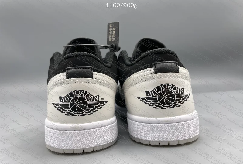 Air Jordan 1 Low SE 3