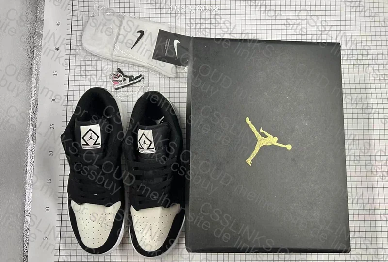 Air Jordan 1 Low SE 6